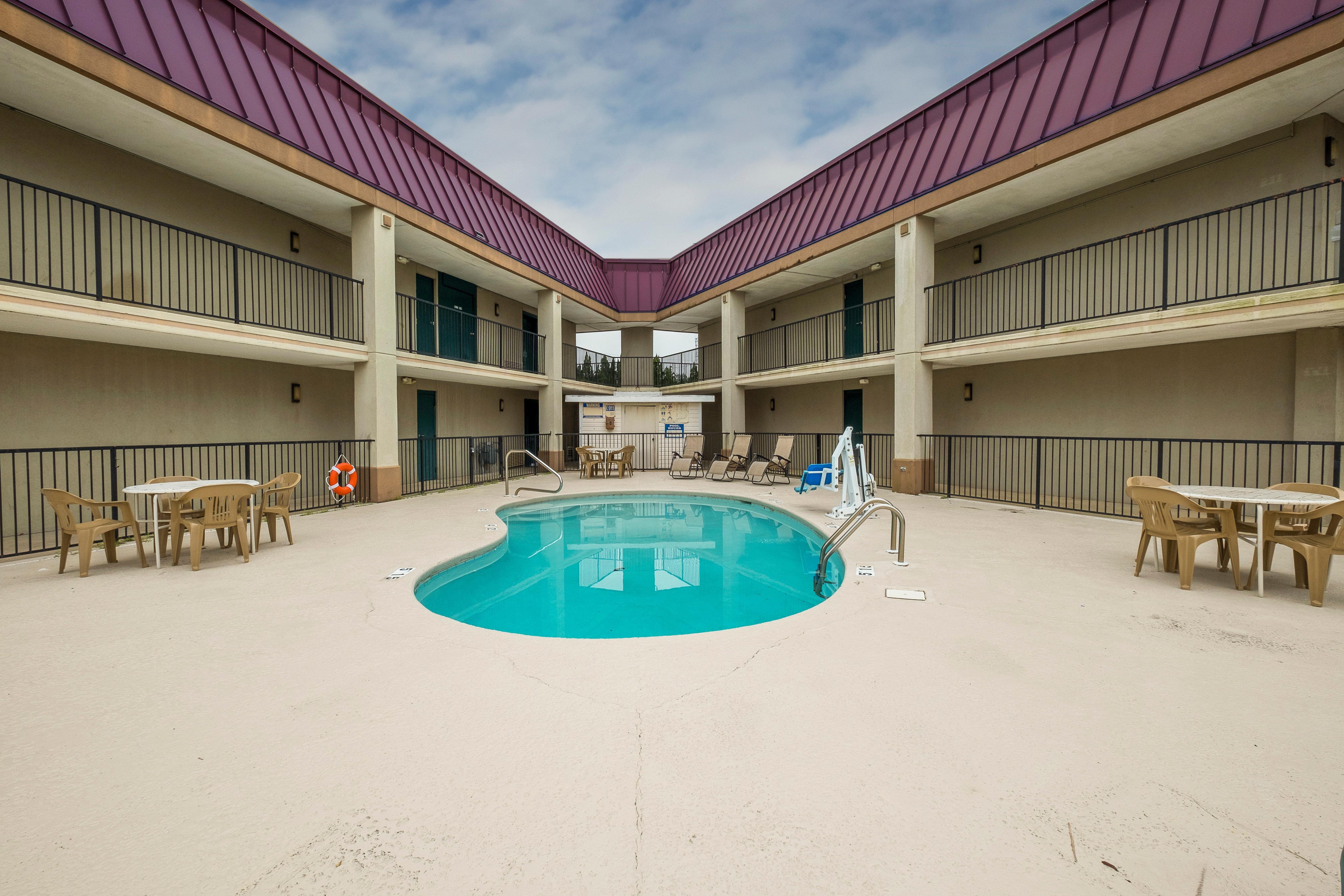Red Roof Inn Mobile North - Сараленд Екстериор снимка